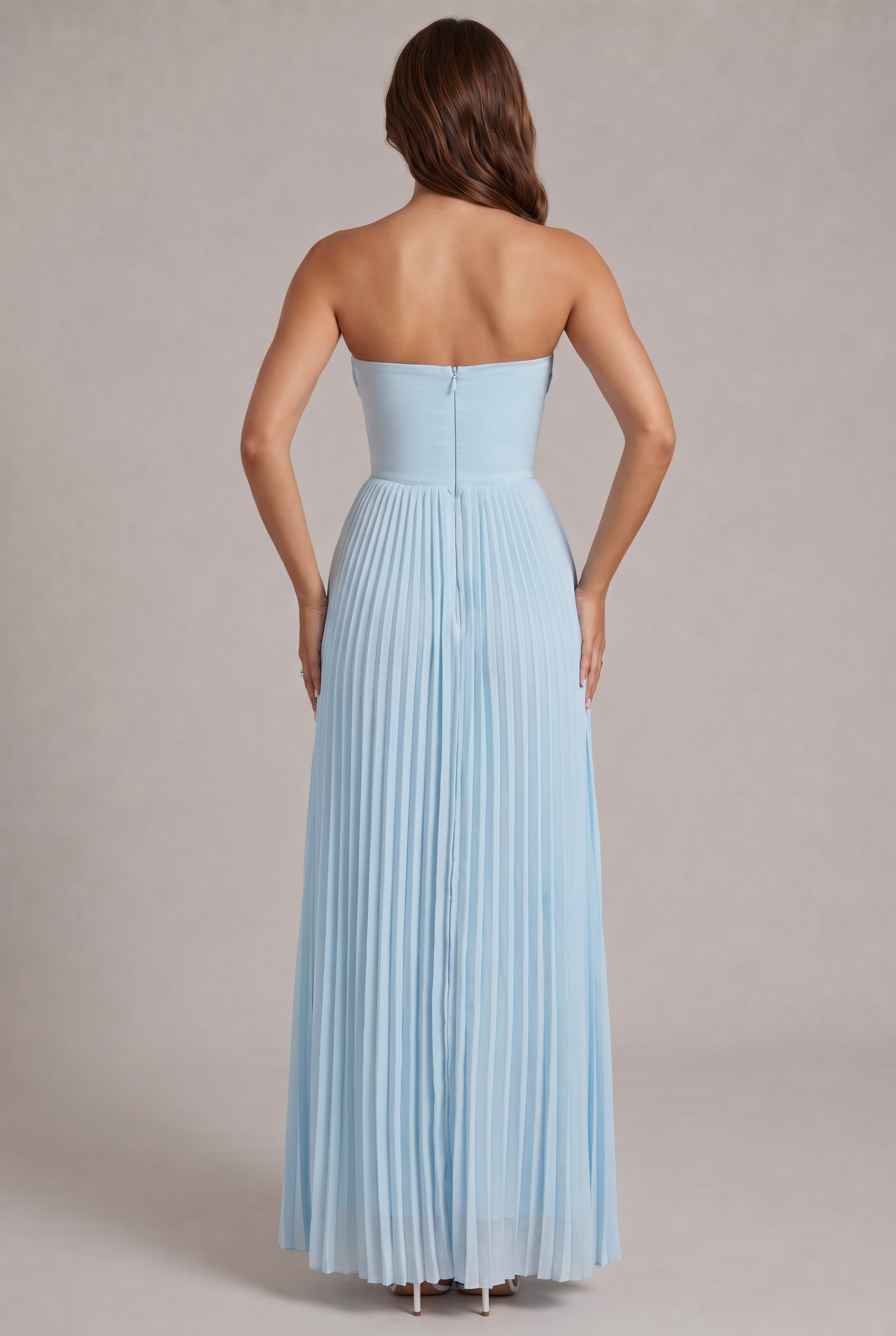Isadora • Elegante Vestido Maxi
