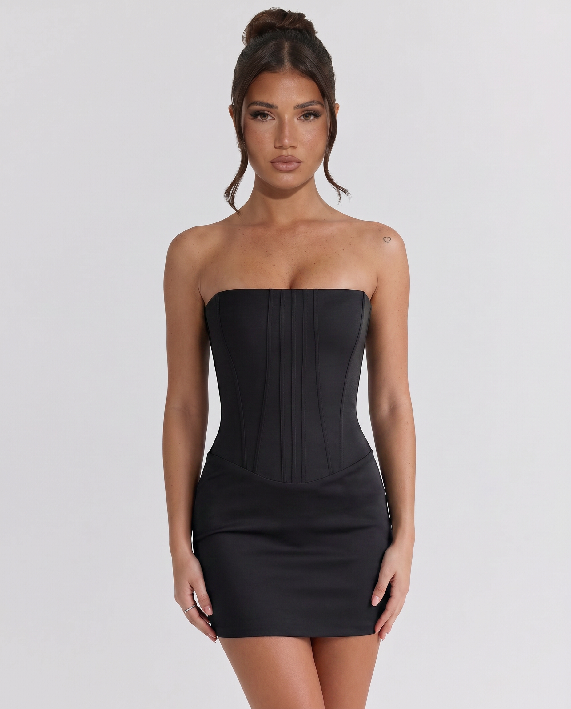 Fernanda • Mini Strapless con Corsé