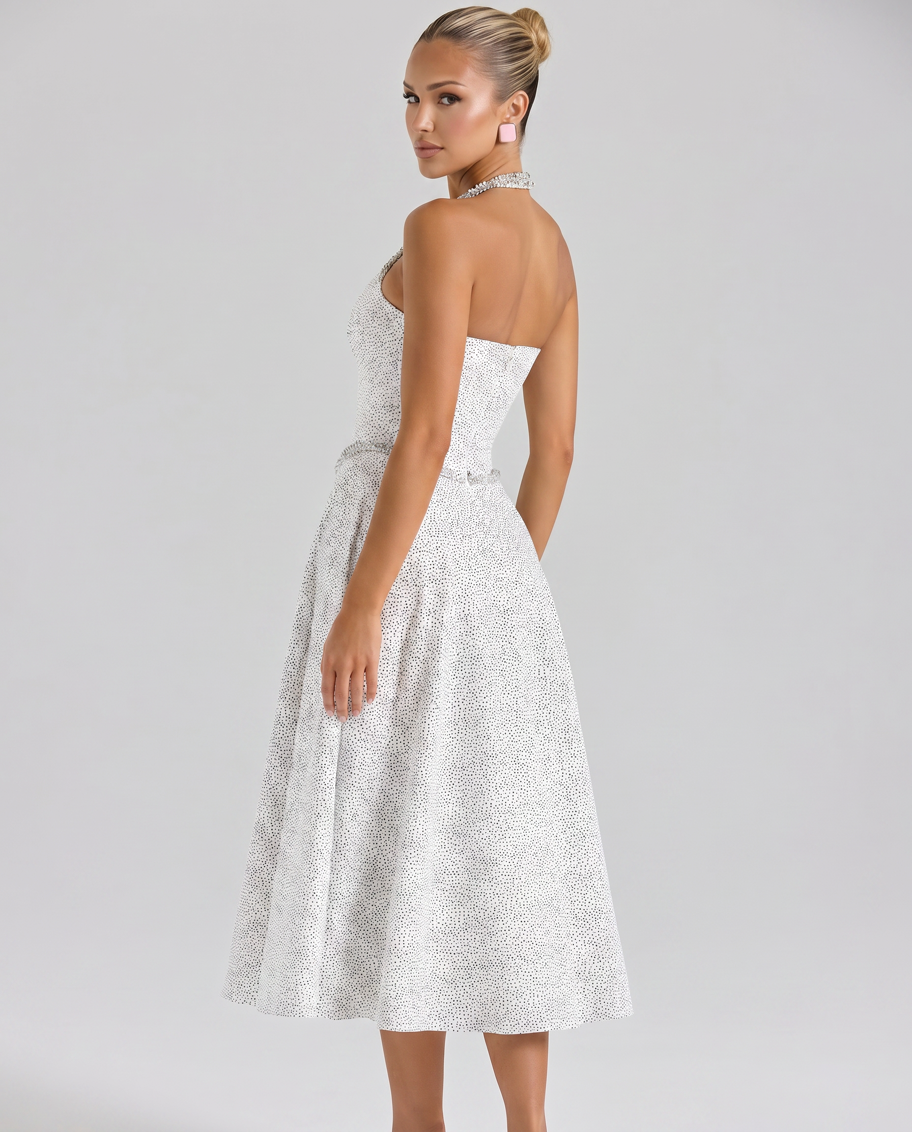 Amelia • Midi Halter con Corsé