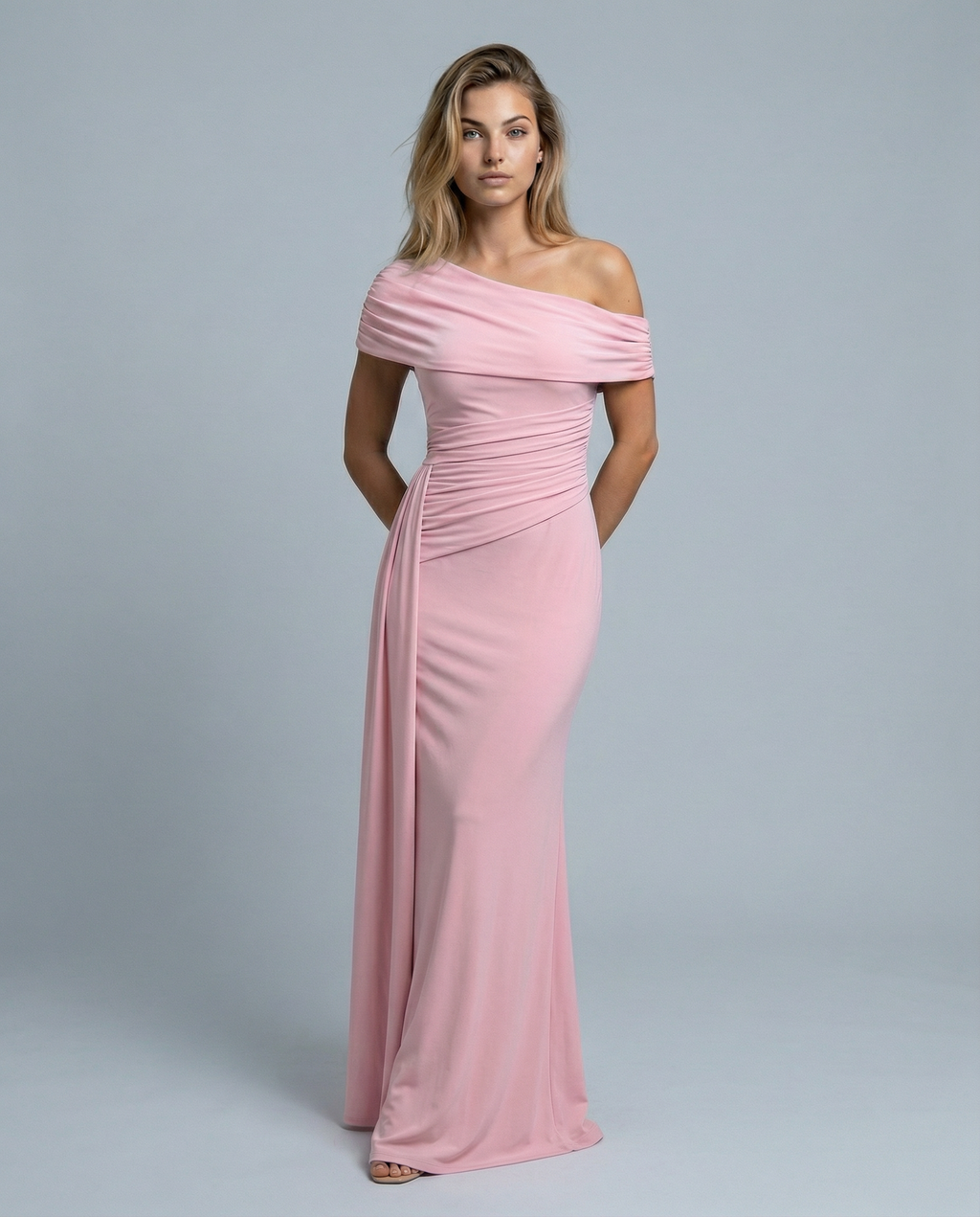 Aida • Vestido Maxi Arrugado de Un Hombro