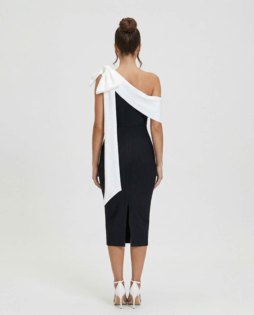 Elza • Midi Bandage de Un Hombro con Lazo