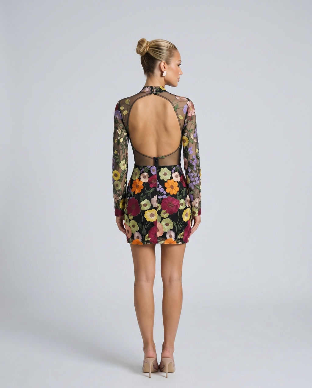 Anne • Mini Bordado Floral Transparente