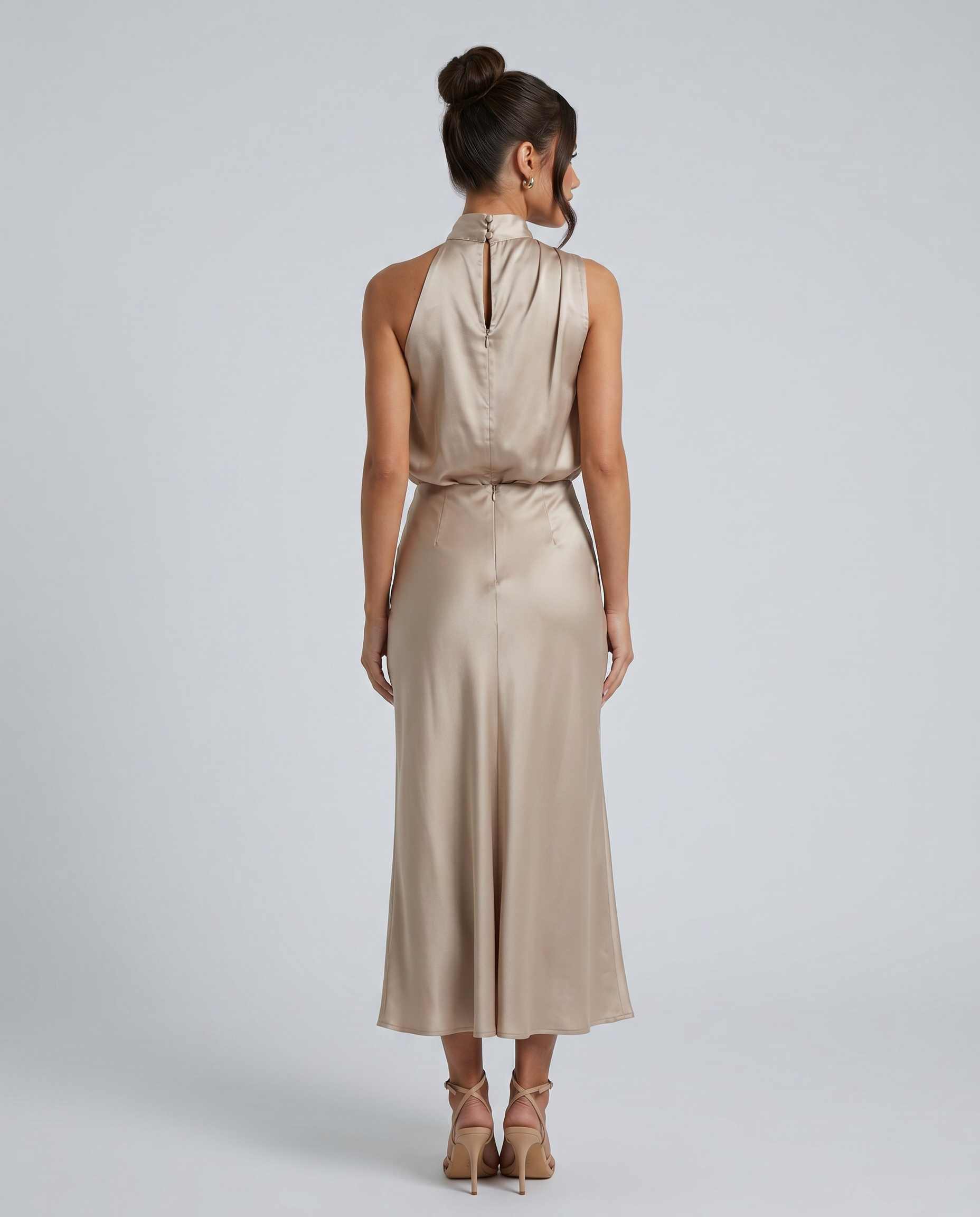Francesca • Vestido Midi con Escote Halter Drapado