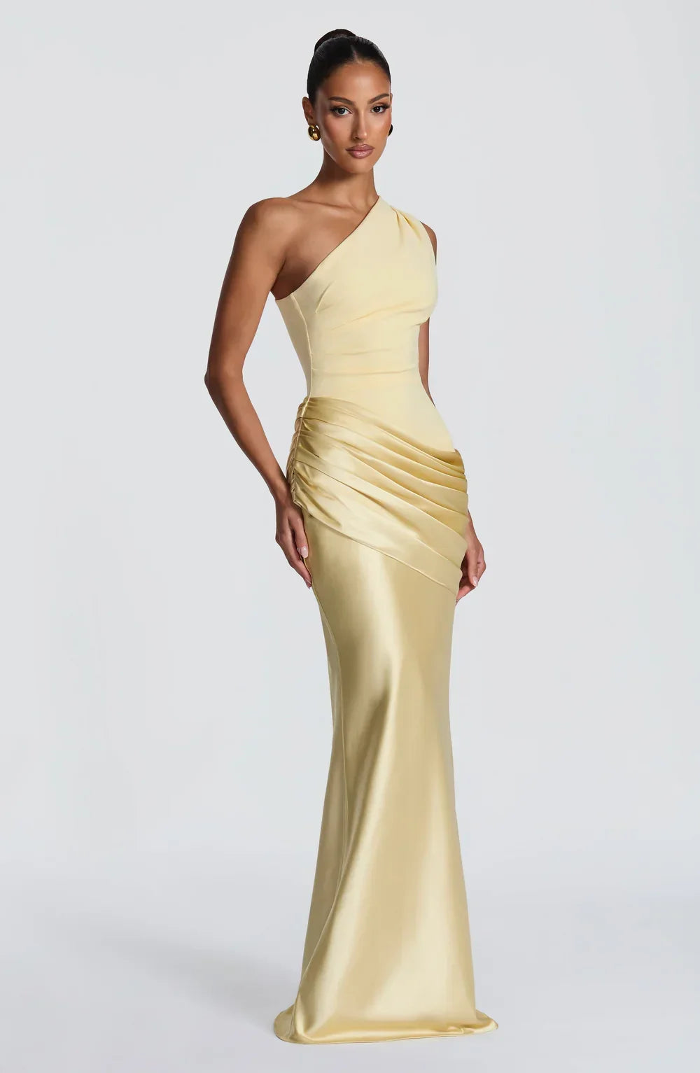 Serafina • Vestido Maxi de Un Solo Hombro Esculpido