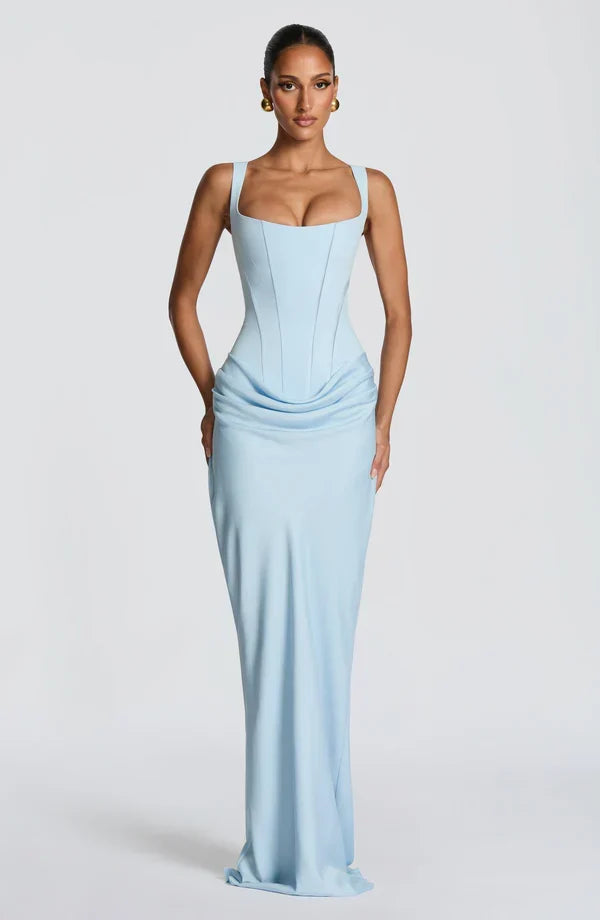 Valentina • Vestido Maxi Esculpido en Reloj de Arena