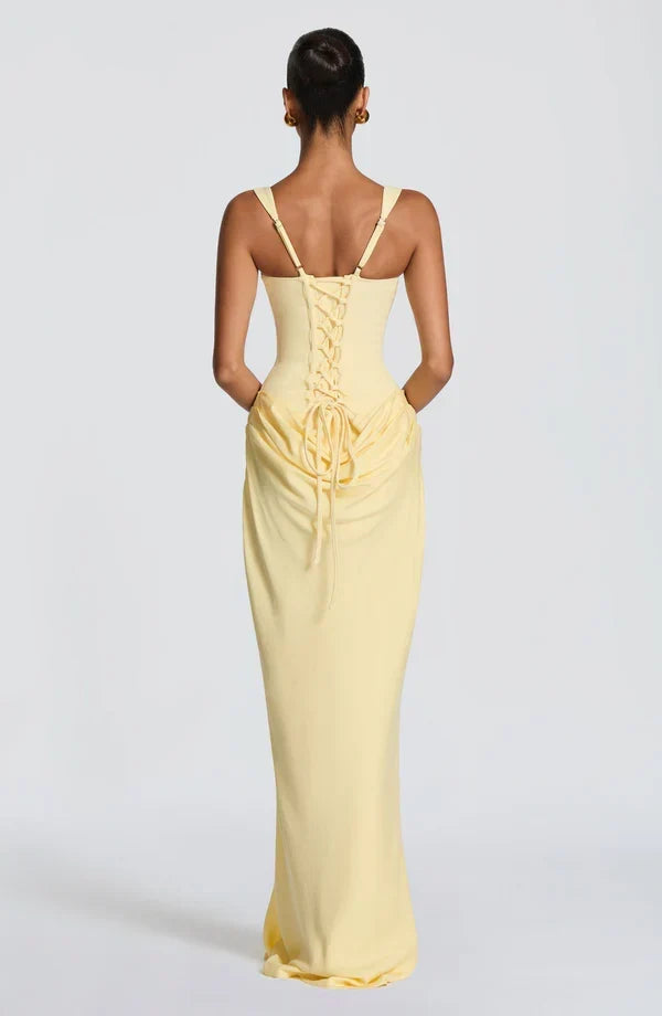 Valentina • Vestido Maxi Esculpido en Reloj de Arena